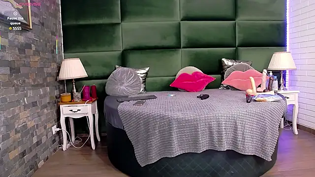 SelenSummer online show from February 9, 2025, 6:22 am