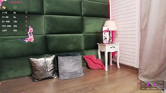 SelenSummer online show from September 22, 2025, 4:03 am