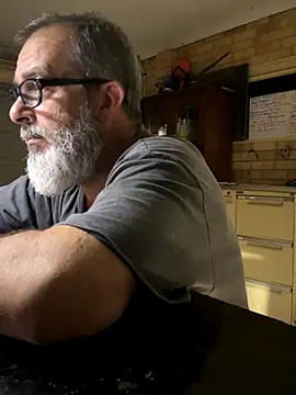 Snapshot of ausbod chatting on December 2, 2024, 11:01 am ausbod online show from December 2, 2024, 11:01 am