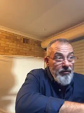 Snapshot of ausbod chatting on December 13, 2024, 3:32 pm ausbod online show from December 13, 2024, 3:32 pm