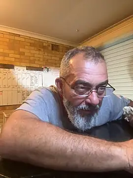 Snapshot of ausbod chatting on December 15, 2024, 2:37 pm ausbod online show from December 15, 2024, 2:37 pm