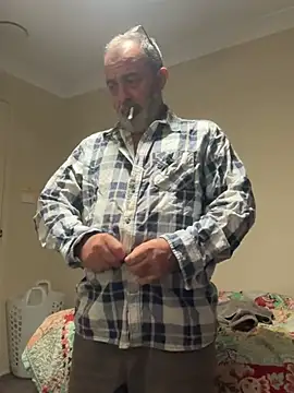 Snapshot of ausbod chatting on December 17, 2024, 7:15 pm ausbod online show from December 17, 2024, 7:15 pm