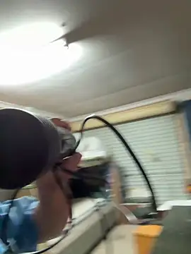 Snapshot of ausbod chatting on October 23, 2025, 4:39 pm ausbod online show from October 23, 2025, 4:39 pm