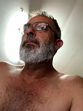 Snapshot of ausbod chatting on October 26, 2025, 4:13 pm ausbod online show from October 26, 2025, 4:13 pm