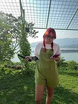 sofia218 online show from March 10, 2025, 9:18 pm