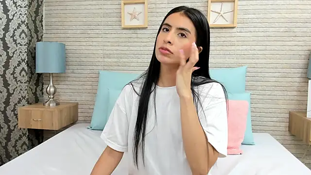 Snapshot of IssabellaLopez chatting on December 20, 2024, 10:54 pm IssabellaLopez online show from December 20, 2024, 10:54 pm