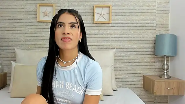 Snapshot of IssabellaLopez chatting on March 12, 2025, 7:38 pm IssabellaLopez online show from March 12, 2025, 7:38 pm