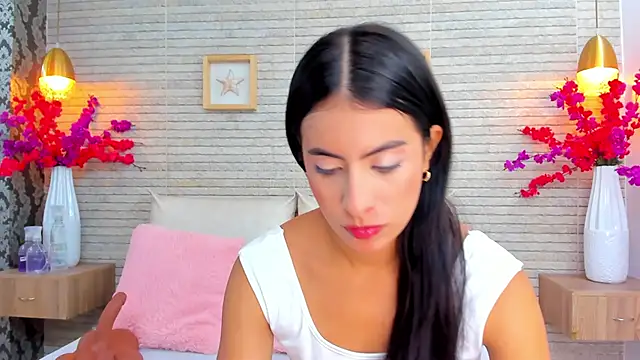 Snapshot of IssabellaLopez chatting on September 11, 2025, 12:16 pm IssabellaLopez online show from September 11, 2025, 12:16 pm