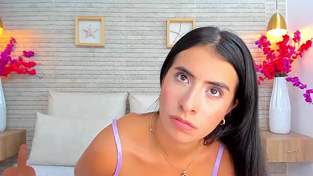 Snapshot of IssabellaLopez chatting on September 13, 2025, 12:10 am IssabellaLopez online show from September 13, 2025, 12:10 am