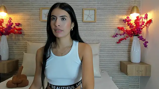 Snapshot of IssabellaLopez chatting on October 1, 2025, 12:22 pm IssabellaLopez online show from October 1, 2025, 12:22 pm