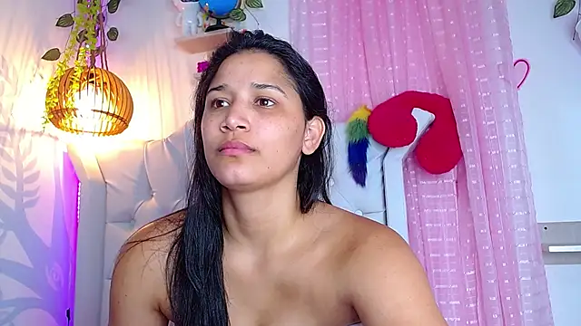 Snapshot of Alison_Wiley chatting on June 27, 2026, 4:06 am Alison Wiley online show from June 27, 2026, 4:06 am