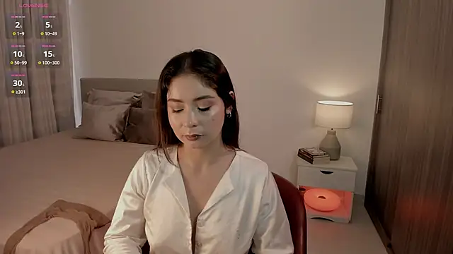 Snapshot of Alessiasantos_ chatting on April 7, 2026, 11:54 am Alessiasantos online show from April 7, 2026, 11:54 am