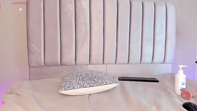 nastyalvanova online show from February 16, 2025, 5:26 am