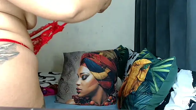 quenliyasa online show from March 19, 2026, 7:29 pm