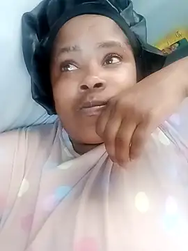 2Sweetysmile online show from April 9, 2026, 8:42 am