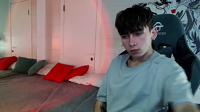 Bad Boy9996 online show from December 13, 2024, 4:49 pm