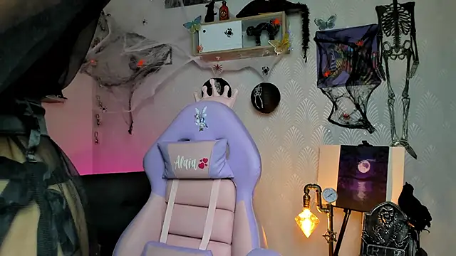 Alaia Love77 online show from October 15, 2025, 3:34 pm