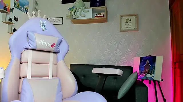 Alaia Love77 online show from February 10, 2026, 9:52 pm