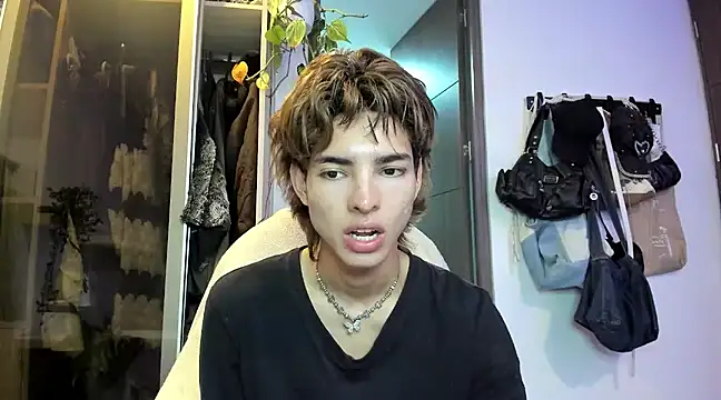 santy-kitty online show from January 26, 2025, 11:29 pm