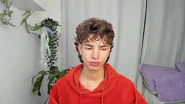 Snapshot of santy-kitty chatting on January 12, 2026, 12:49 am santy-kitty online show from January 12, 2026, 12:49 am