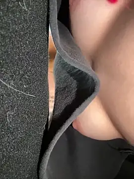 EemaHaruki online show from December 9, 2024, 11:03 pm