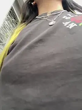 EemaHaruki online show from February 17, 2025, 6:04 pm