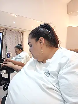 Snapshot of Alisson_am chatting on July 18, 2026, 5:17 pm Alisson am online show from July 18, 2026, 5:17 pm