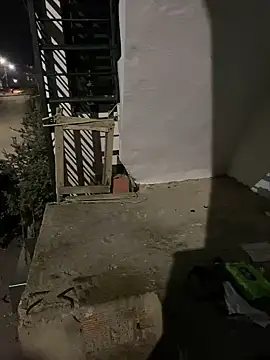 perlita05 online show from February 13, 2025, 5:37 am