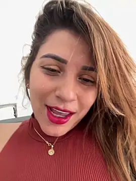 perlita05 online show from September 12, 2025, 7:47 pm