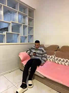 ShaoZian 1 online show from October 10, 2025, 9:52 am