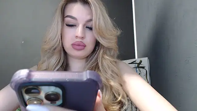 Snapshot of Your_Jessy chatting on June 3, 2026, 1:14 pm Your Jessy online show from June 3, 2026, 1:14 pm