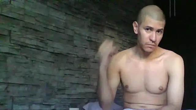 Sexylatin64 online show from June 1, 2026, 11:23 am