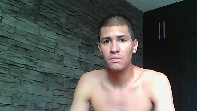 Snapshot of Sexylatin64 chatting on July 17, 2026, 4:12 pm Sexylatin64 online show from July 17, 2026, 4:12 pm