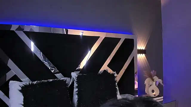 JulietaCheerr online show from December 30, 2024, 1:47 pm