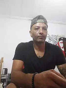 Snapshot of Daretodeviate chatting on February 12, 2026, 7:58 am Daretodeviate online show from February 12, 2026, 7:58 am