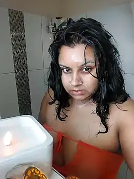 GoddessLorenaTheeSiren online show from February 20, 2025, 2:13 pm