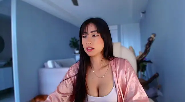 auroracaruso11 online show from March 1, 2025, 4:00 pm