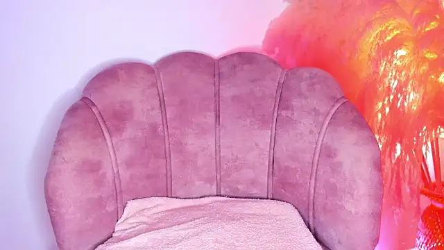 amelie murphy  online show from February 1, 2025, 1:02 am