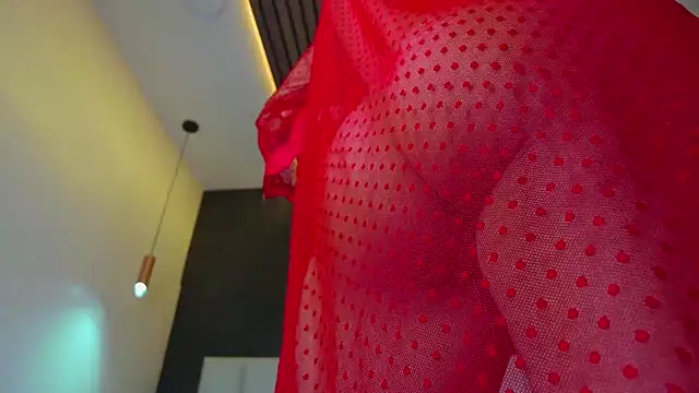 ParisFox  online show from February 12, 2025, 10:37 pm