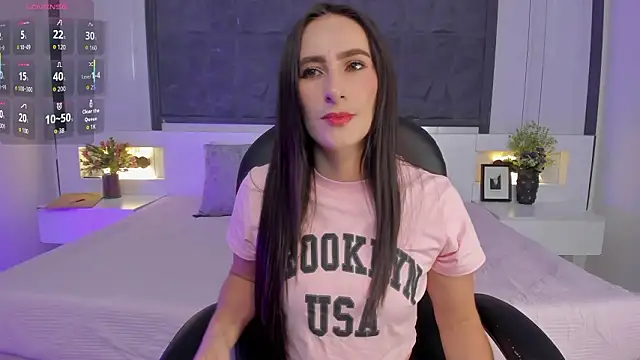 SaraGomez1 online show from March 13, 2026, 1:40 pm