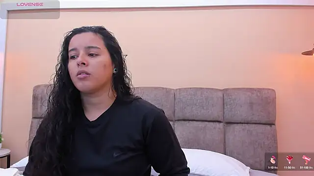 Dilan y Mia online show from January 9, 2025, 2:29 pm