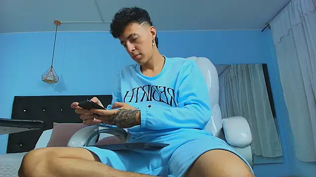 Lobo 17  online show from February 12, 2025, 7:23 am