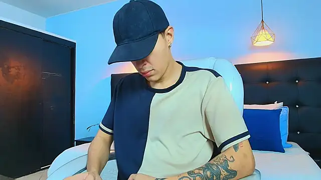 Lobo 17  online show from March 11, 2025, 4:21 am