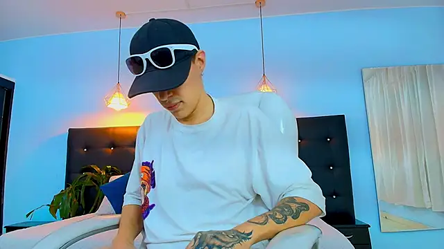 Lobo 17  online show from March 15, 2025, 10:11 pm