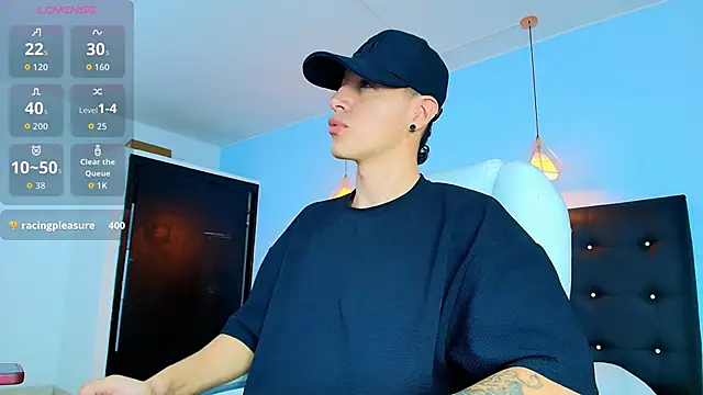 Lobo 17  online show from September 13, 2025, 3:50 am