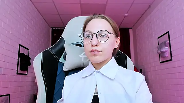 AphexQueen online show from January 11, 2025, 7:16 pm