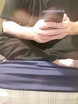 nofacewanker online show from April 15, 2026, 7:58 pm