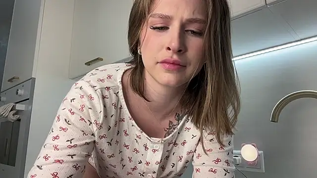 Scarlett Florence online show from March 5, 2025, 7:38 pm