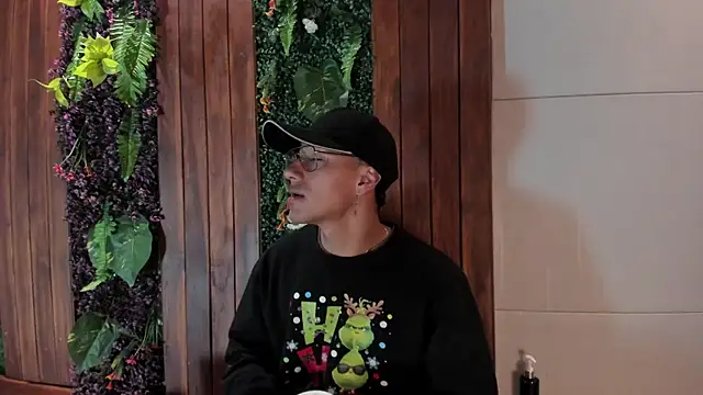 Andy Joy  online show from December 4, 2025, 11:30 am