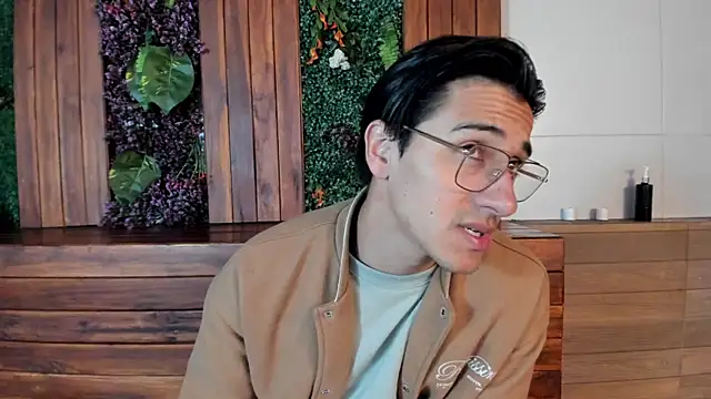 Snapshot of Andy_Joy_ chatting on June 6, 2026, 11:37 am Andy Joy online show from June 6, 2026, 11:37 am